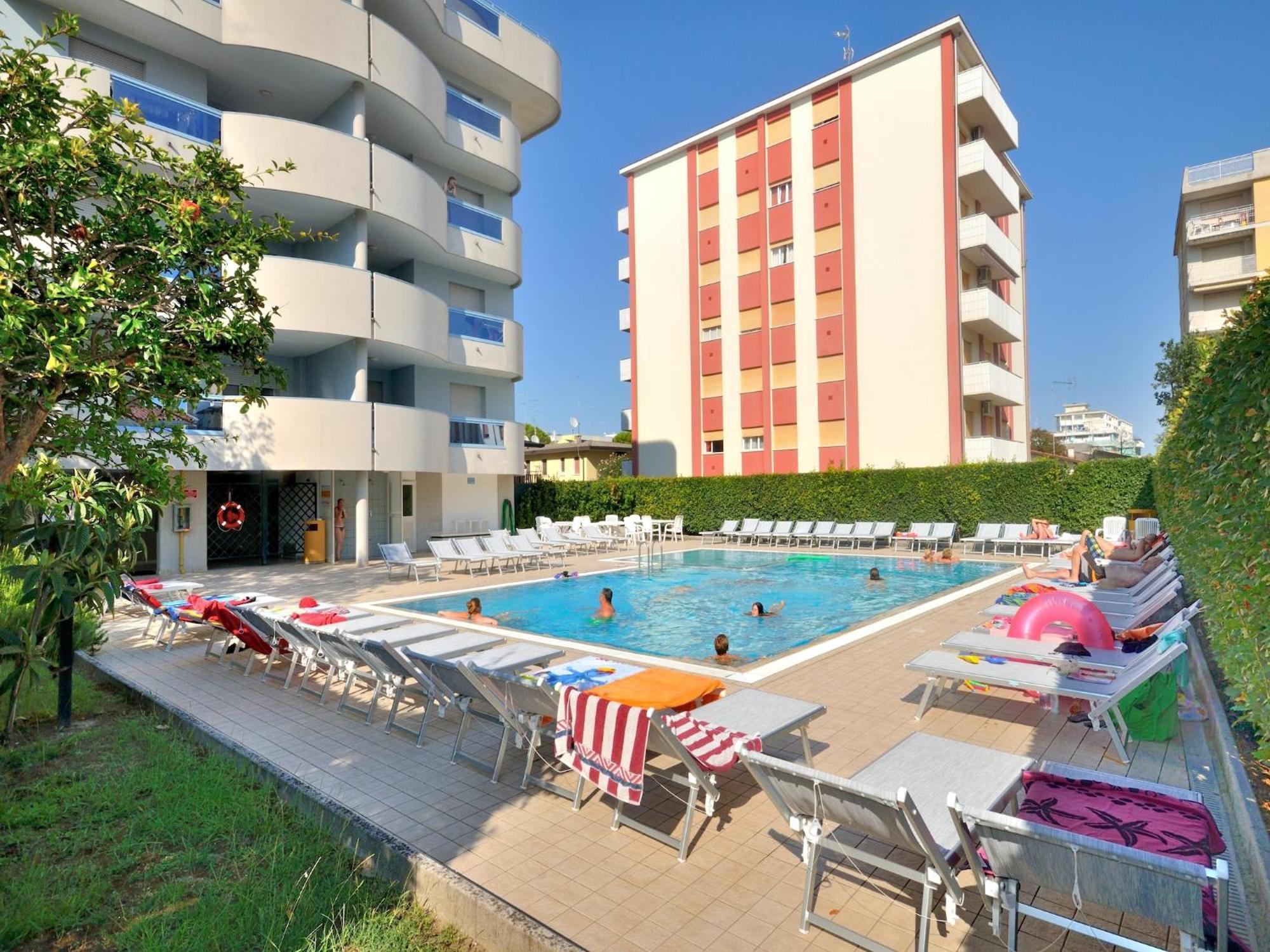 Apartment In Bibione Spiaggia Near The Beach Exterior photo